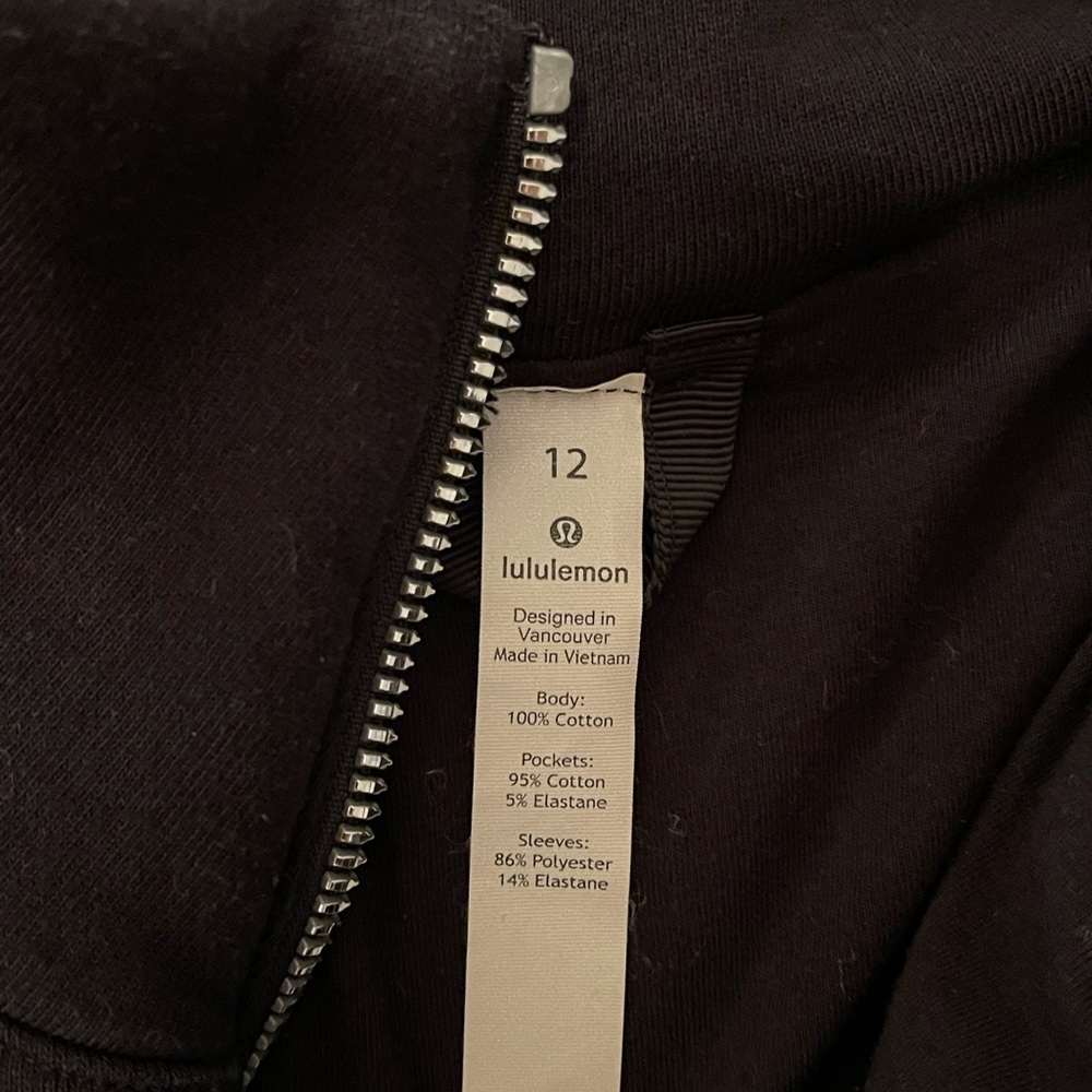 Lululemon Jacket - Picture 3 of 5